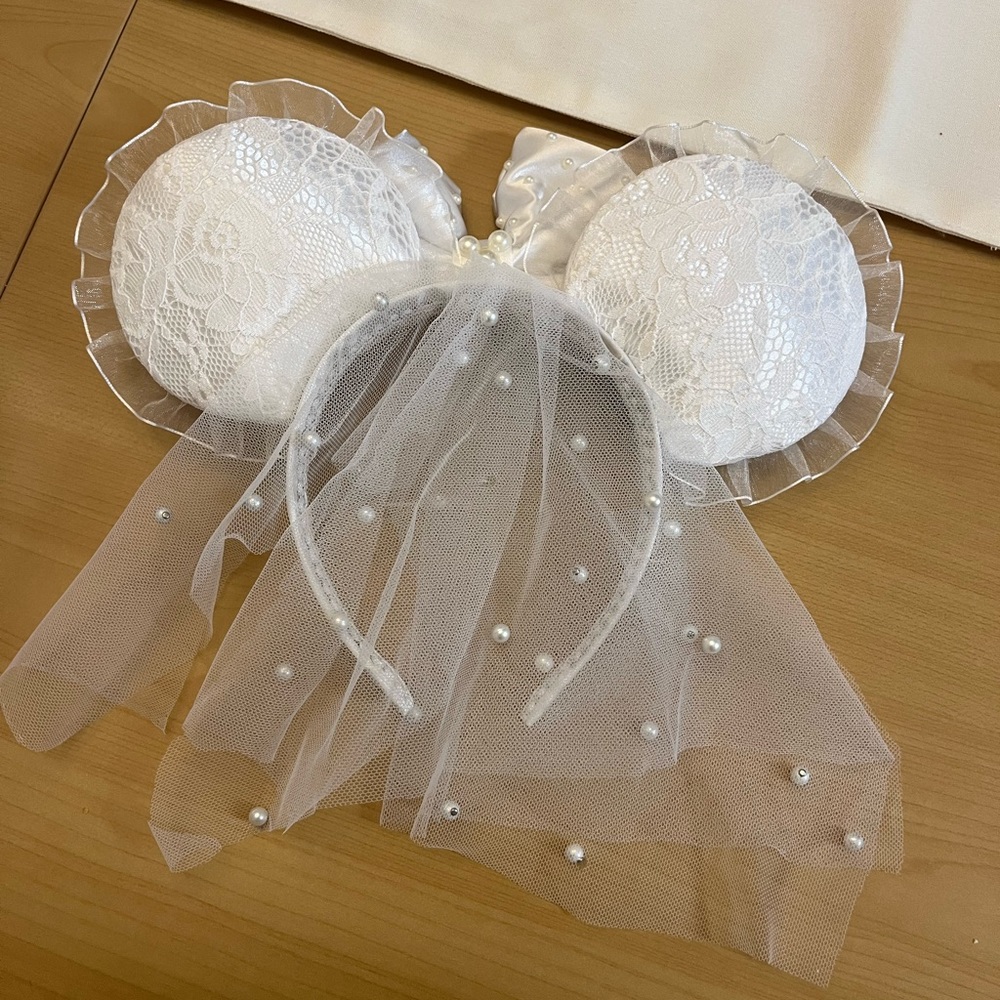 Handmade Etsy Bridal Minnie Ears – White Lace & Veil, Never Worn - Picture 2 of 3